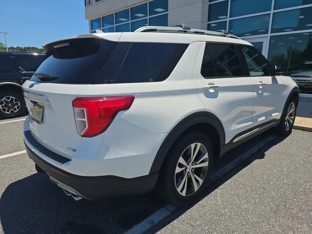 Used 2020 Star White Metallic Tri-Coat Ford Platinum image 5