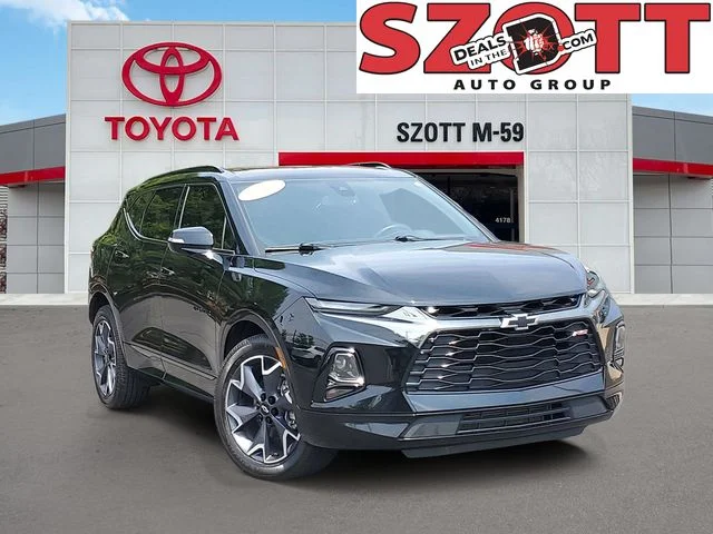Used 2022 Black Chevrolet RS image 1
