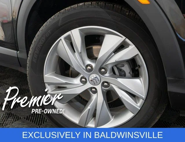 Used 2025 Black Buick Preferred image 8
