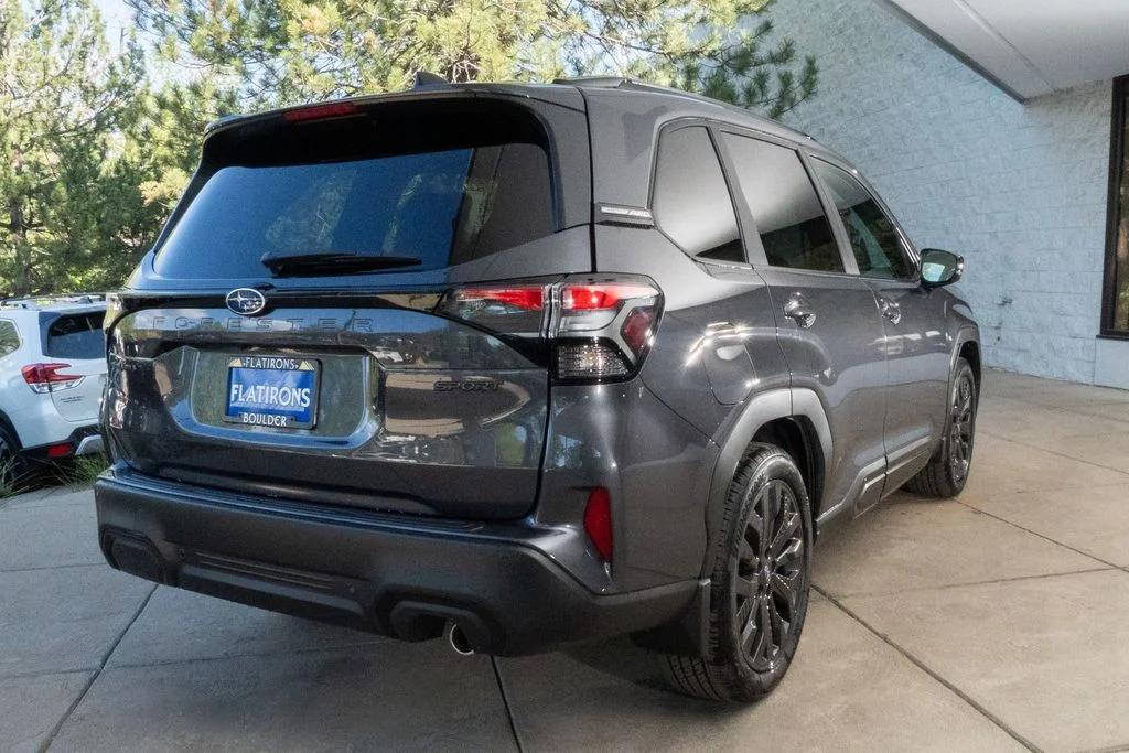New 2026 MAGNETITE GRAY METALLIC Subaru Sport Onyx Edition image 5