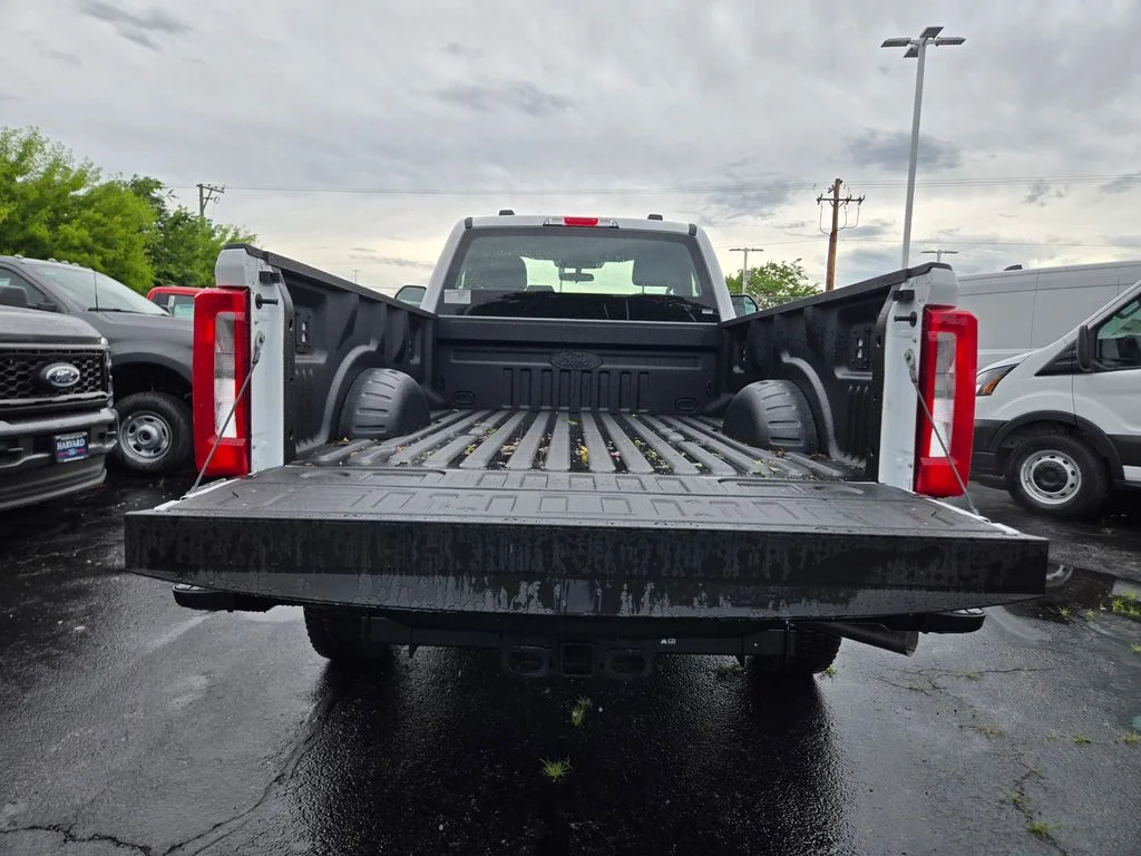 New 2026 Oxford White Ford F-250® XL image 17