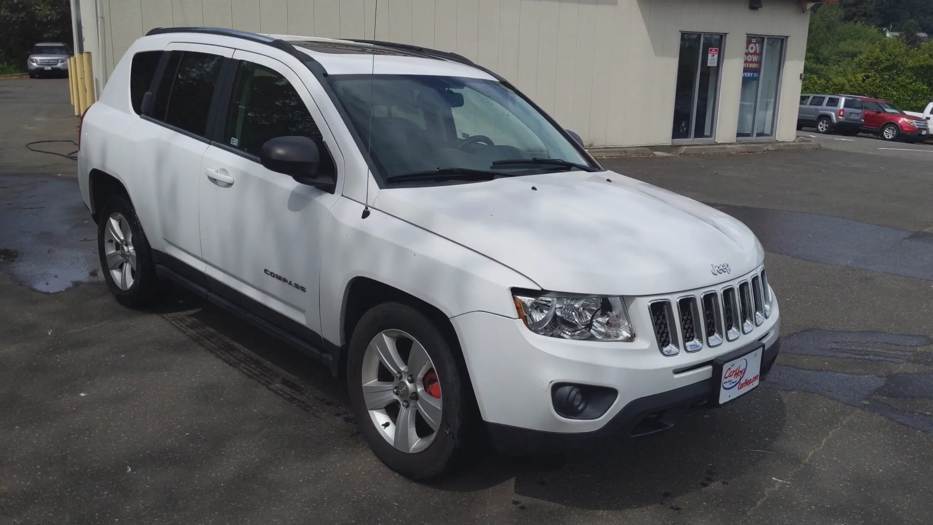 Used 2011 White Jeep LIMITED image 3