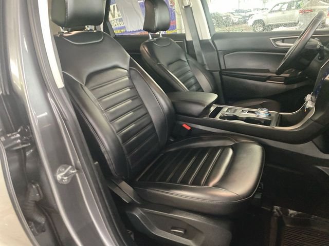 Used 2022 Gray Ford SEL image 23