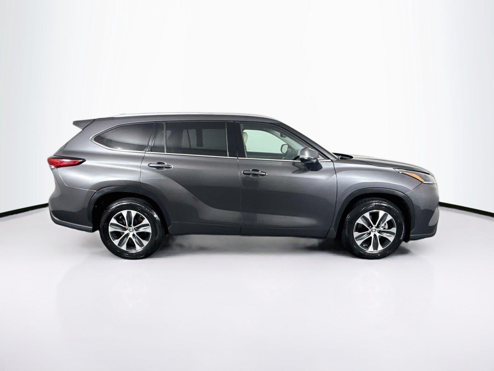 Certified Used 2021 Magnetic Gray Metallic Toyota XLE image 10