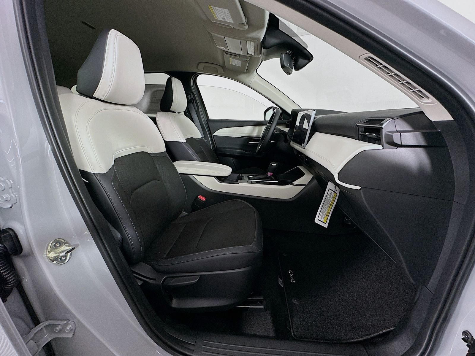 2026 Mazda CX-5 S Preferred - Photo 28