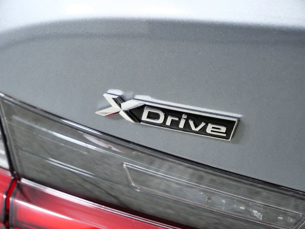 2026 BMW 3 Series 330i - Photo 13