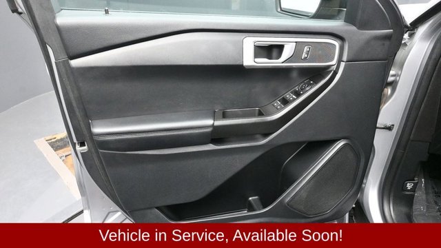 Used 2021 Silver Ford Base image 17