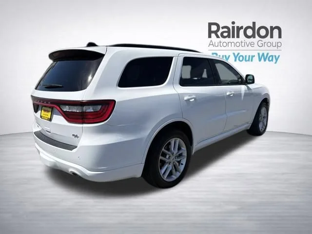 Used 2025 White Knuckle Clearcoat Dodge R/T Plus image 7
