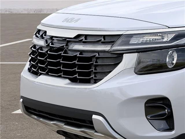 New 2026 White Kia S image 39