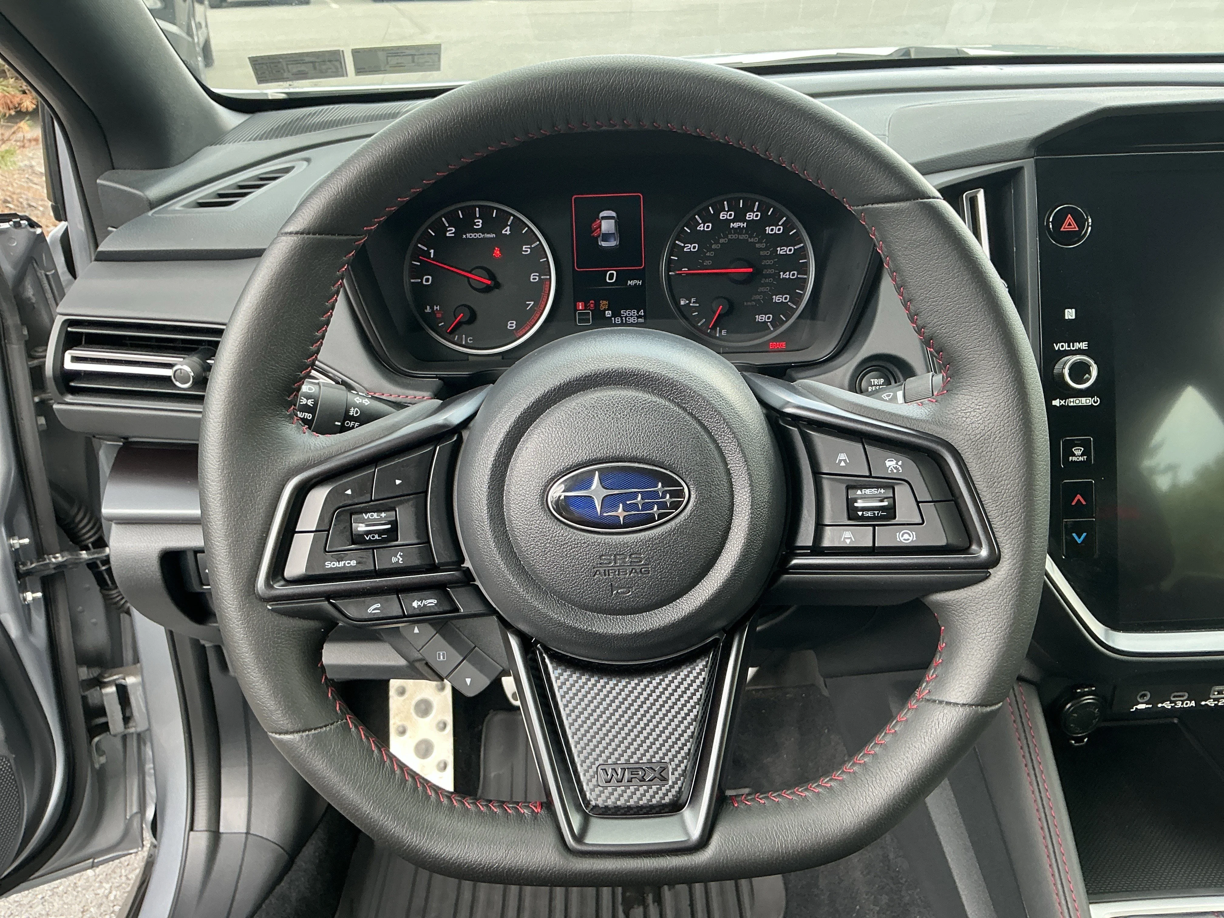 Used 2024 Ice Silver Metallic Subaru Limited image 22