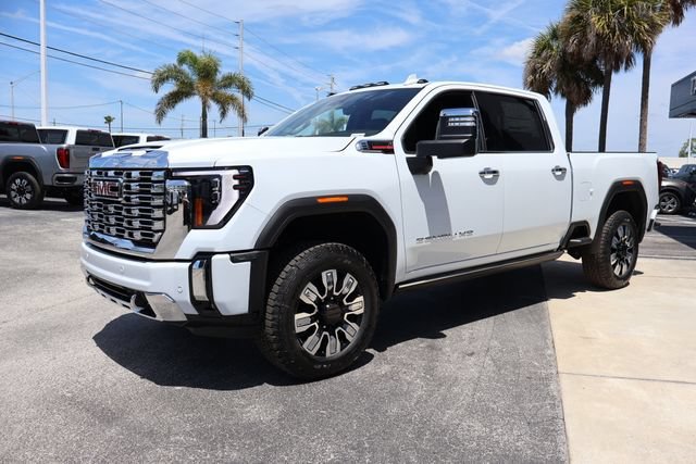 2026 GMC Sierra 2500HD Denali - Photo 4