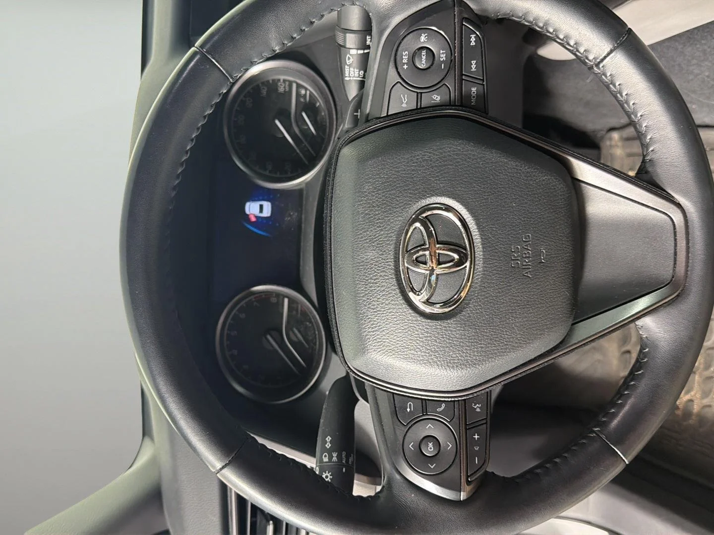 Used 2023 Ice Edge Toyota SE image 37