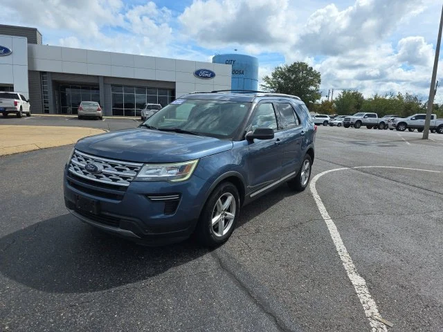 Used 2018 Blue Ford XLT image 7