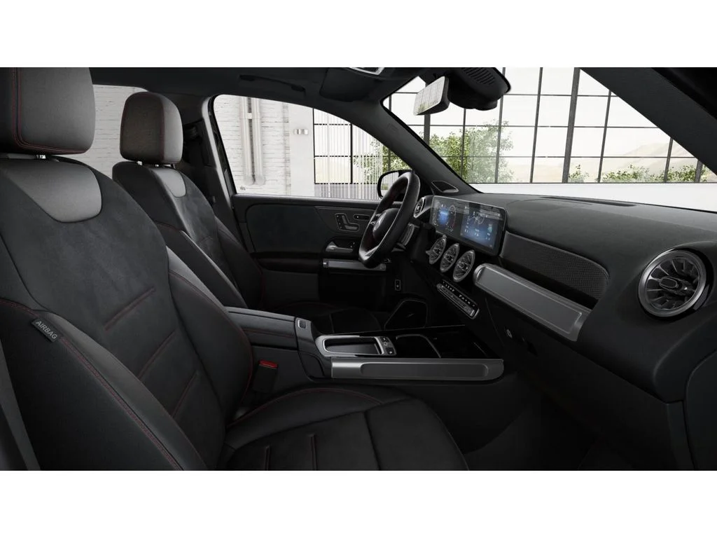 New 2026 Black Mercedes-Benz GLB 250 image 4