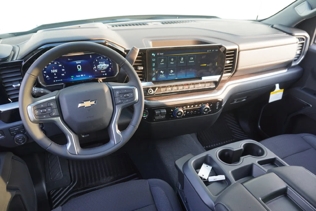 New 2026 Sterling Gray Metallic Chevrolet LT (2FL) image 14