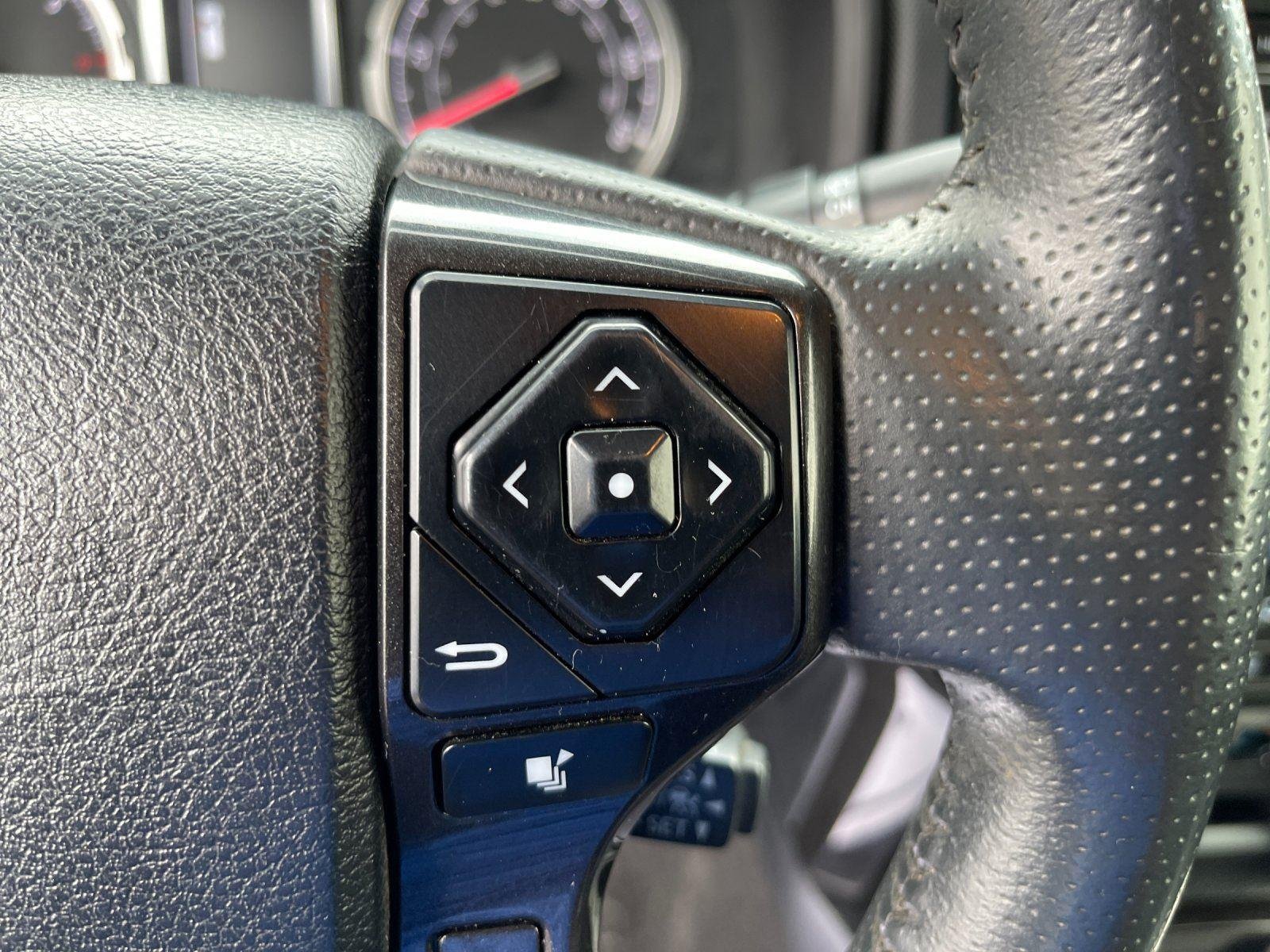 Used 2020 Midnight Black Metallic Toyota Nightshade image 19
