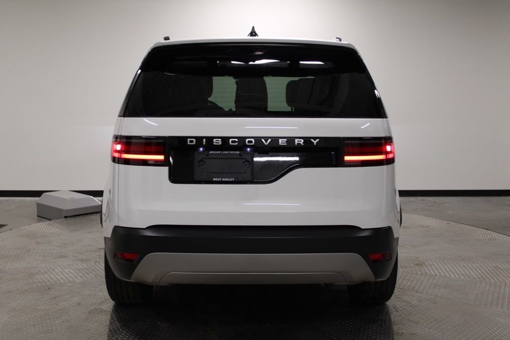 Used 2025 White Land Rover S image 6