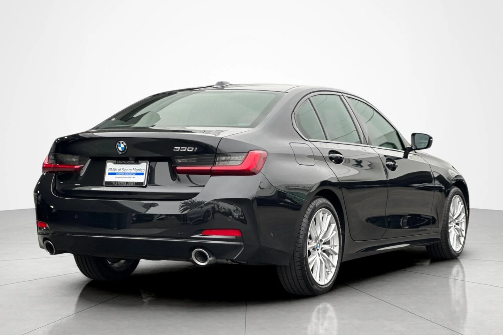 Used 2023 Black Sapphire Metallic BMW 330i image 5