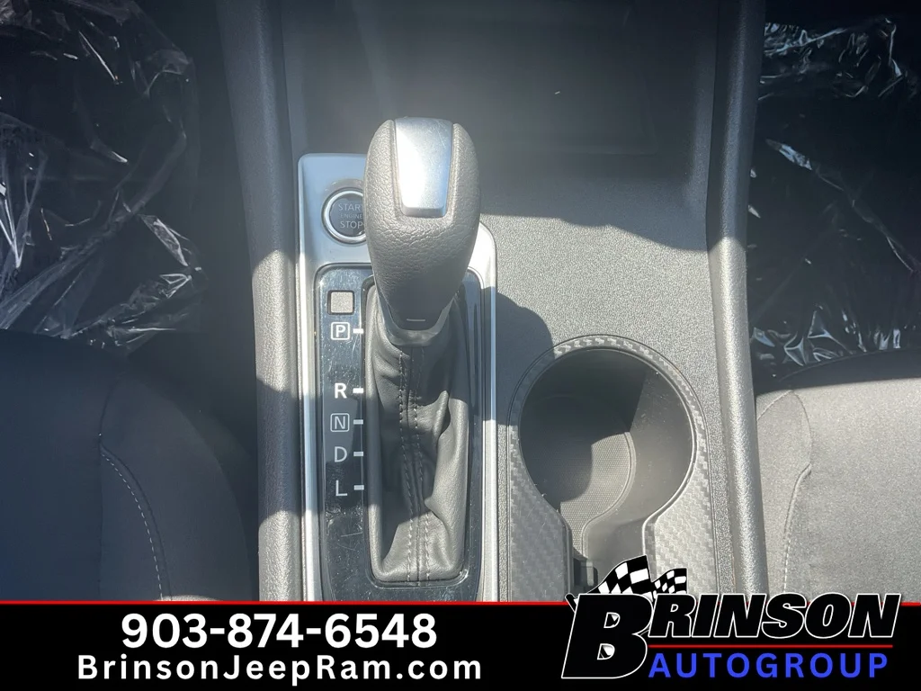 Used 2025 Glacier White Nissan SV image 25