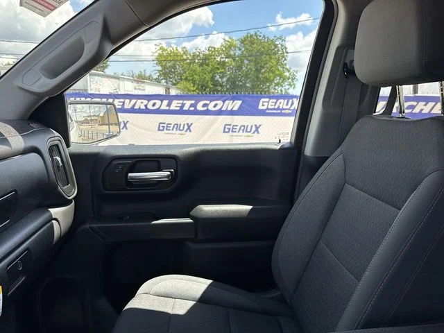 Used 2025 White Chevrolet Custom Trail Boss image 28
