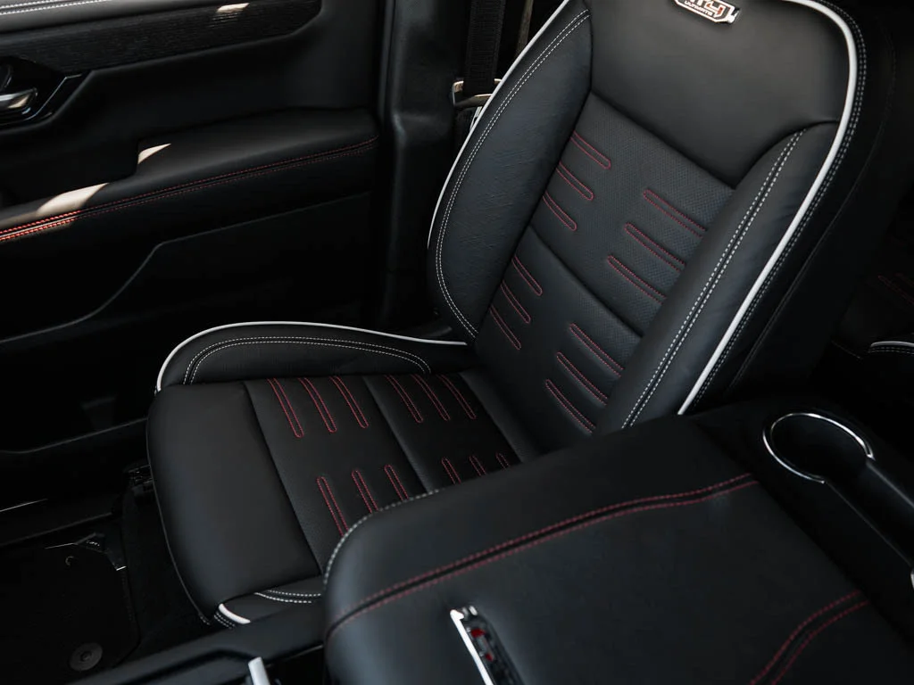 2026 GMC Yukon XL AT4 Ultimate - Photo 28