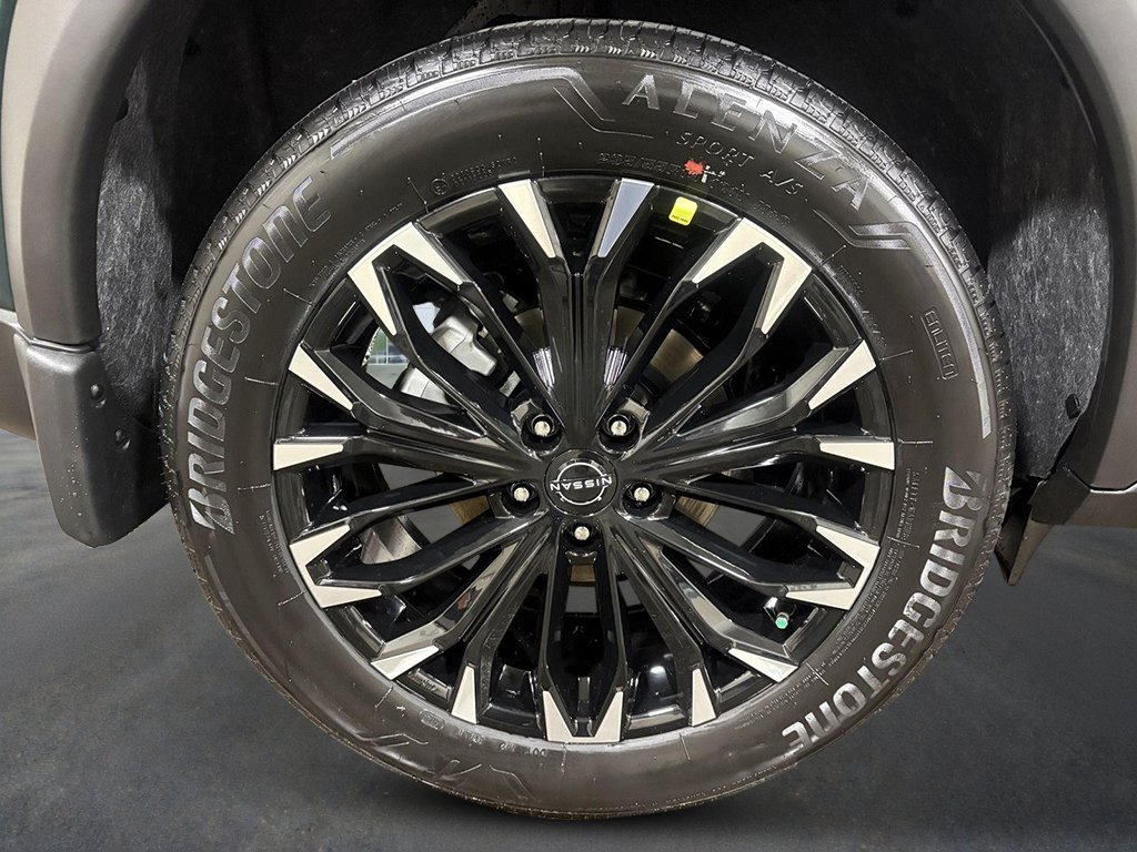 New 2026 Obsidian Green Pearl Nissan Dark Armor™ image 9