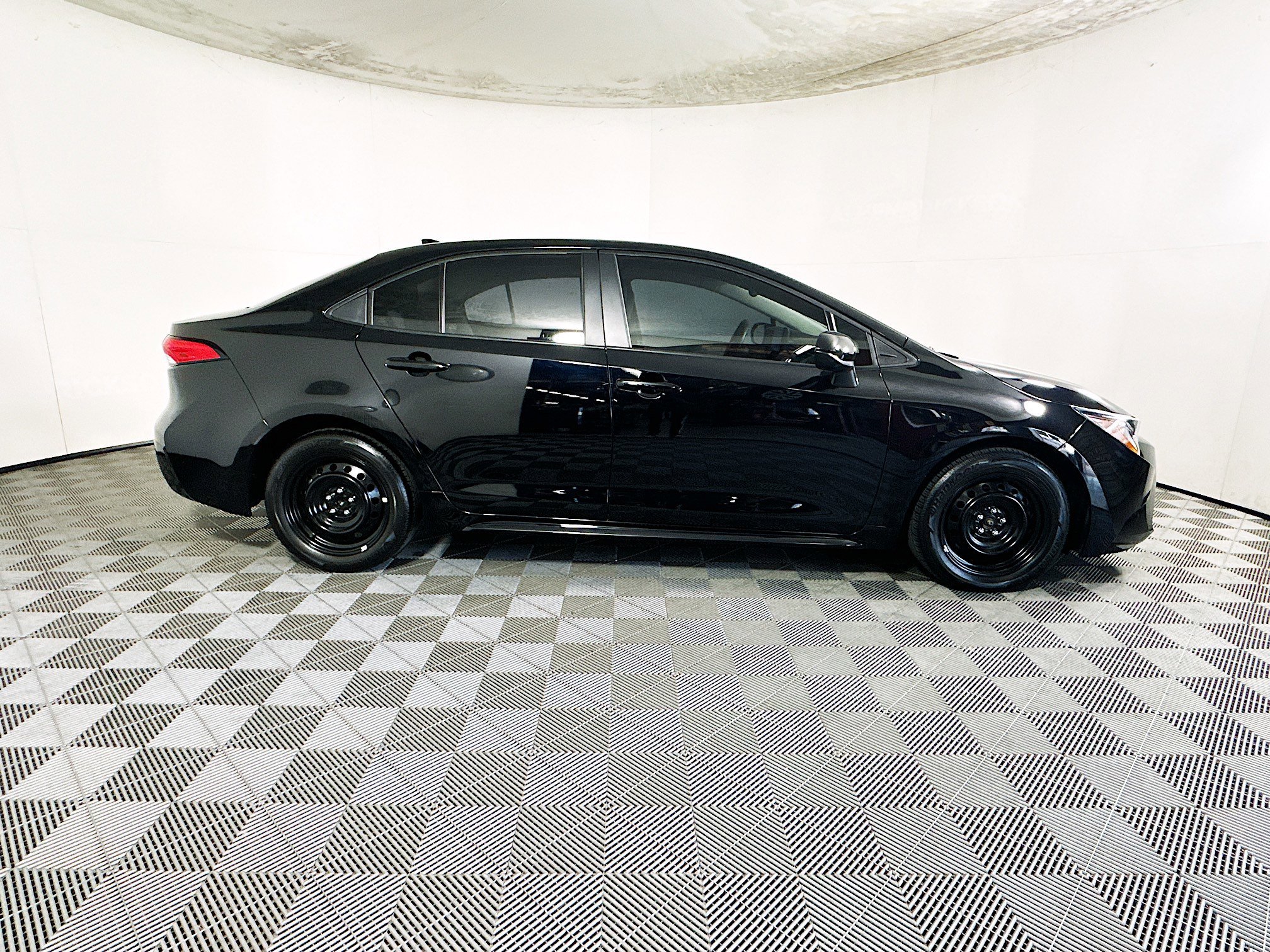 2024 Toyota Corolla thumbnail 4