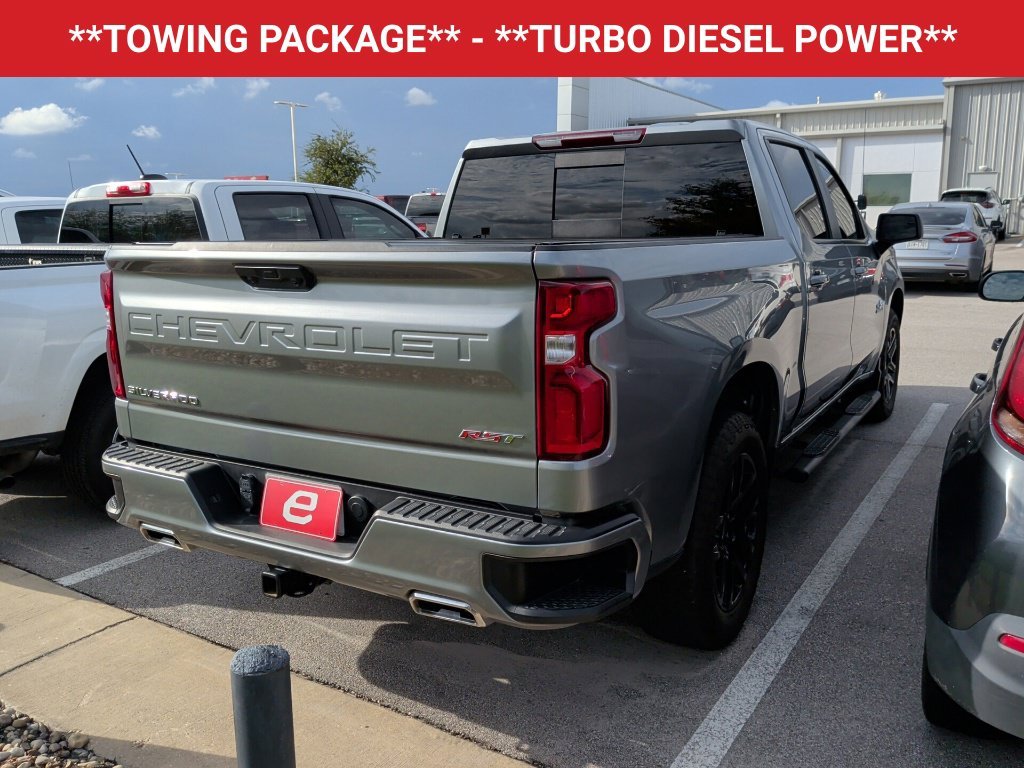 Used 2025 Sterling Gray Metallic Chevrolet RST image 7