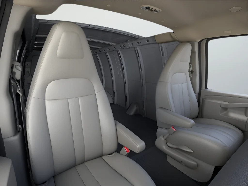 2025 Chevrolet Express Cargo Work Van - Photo 10