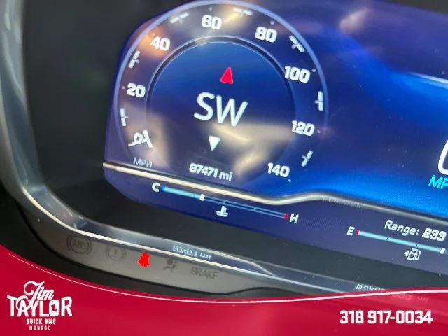 Used 2023 White Chevrolet LT image 18