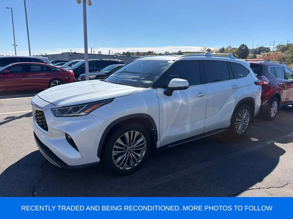 Used 2022 Beige Toyota Platinum image 5