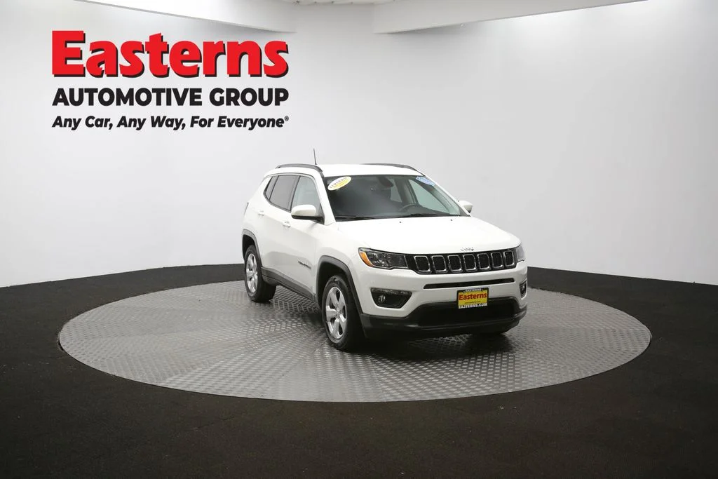 Used 2019 White Jeep Latitude image 50