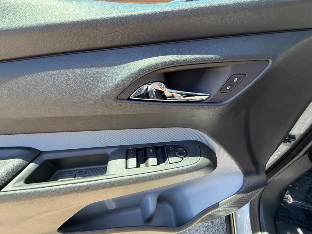 2027 Chevrolet Bolt LT - Photo 11