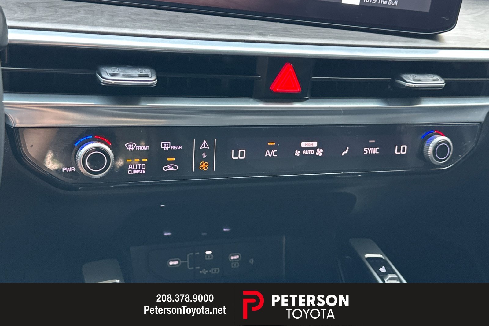 Used 2024 White Kia X-Line SX image 20