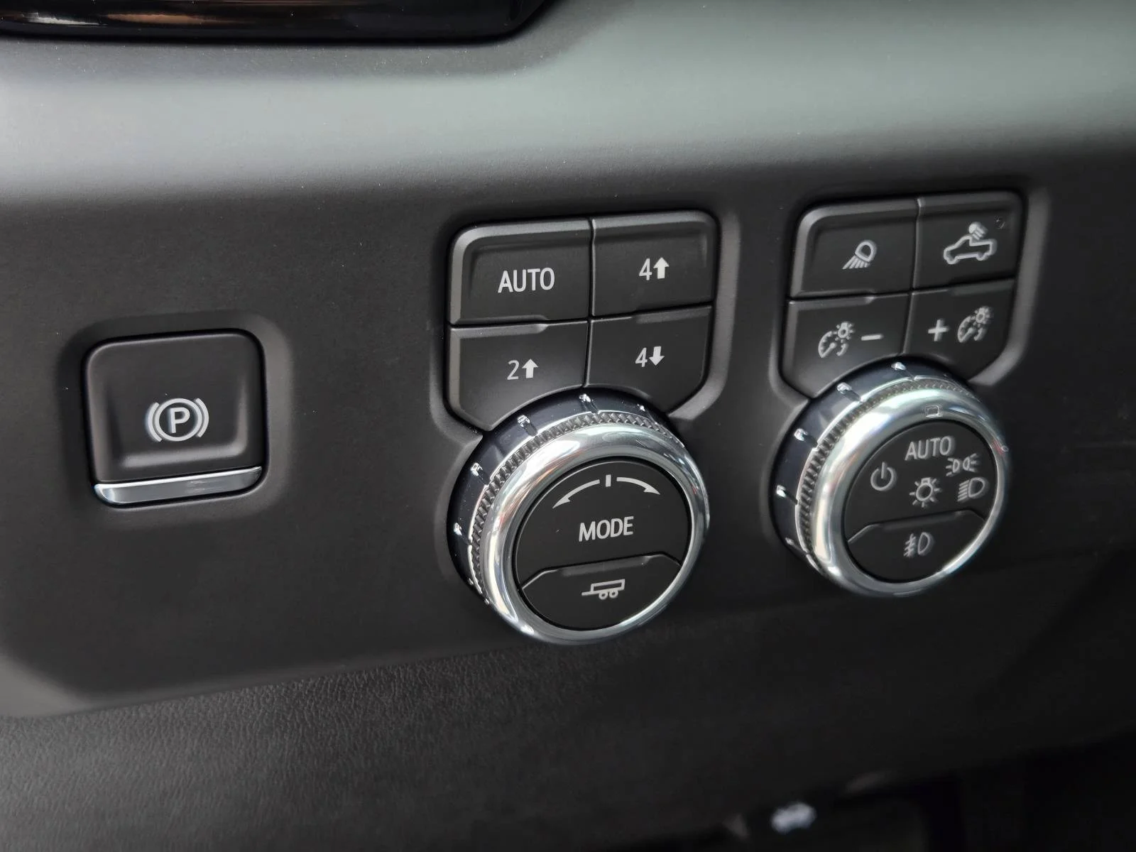 2026 GMC Sierra 1500 Denali - Photo 9