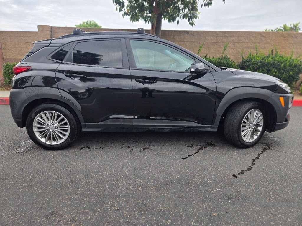 Used 2021 Black Hyundai SEL Plus image 7