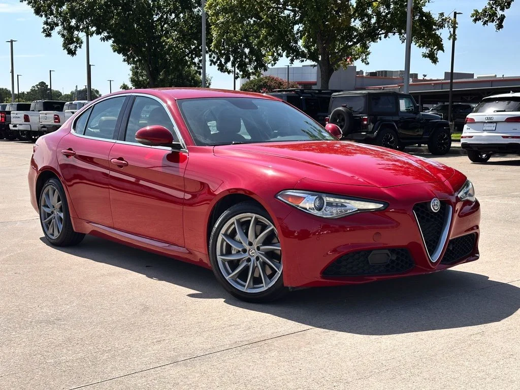 2017 Alfa Romeo Giulia 2.0 Auto AWD's photo