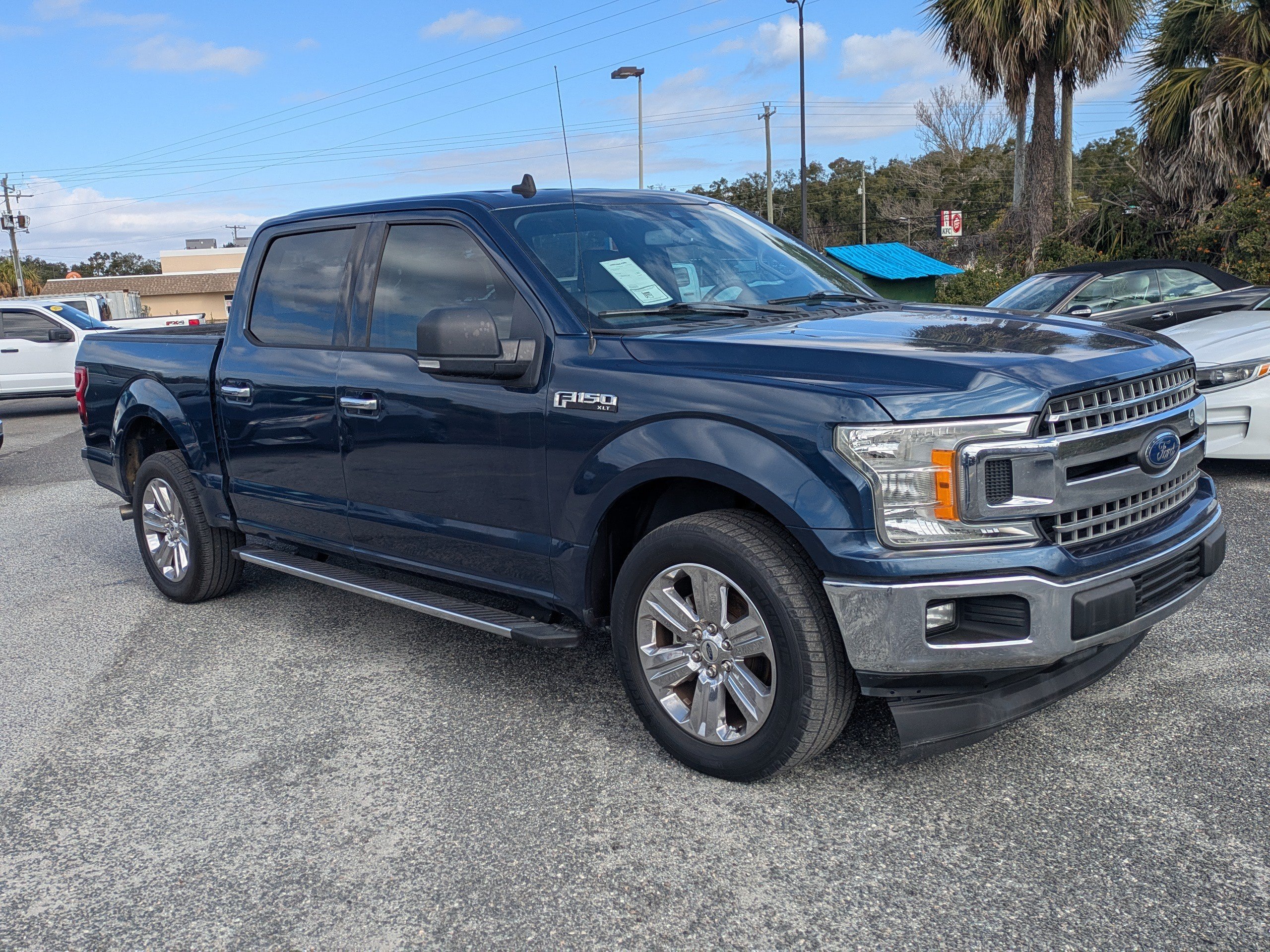 Used 2019 Blue Jeans Metallic Ford XLT image 2