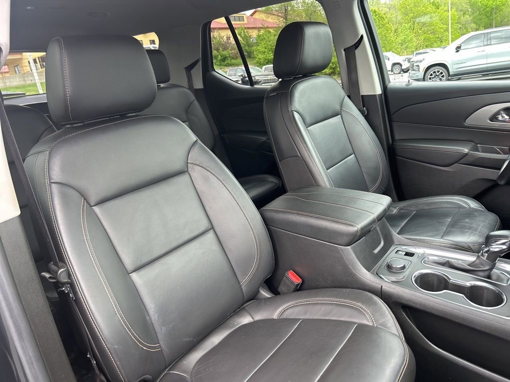 Used 2021 Graphite Metallic Chevrolet LT Leather image 50
