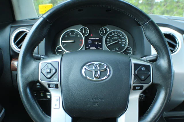 Used 2016 Silver Sky Metallic Toyota LTD image 8