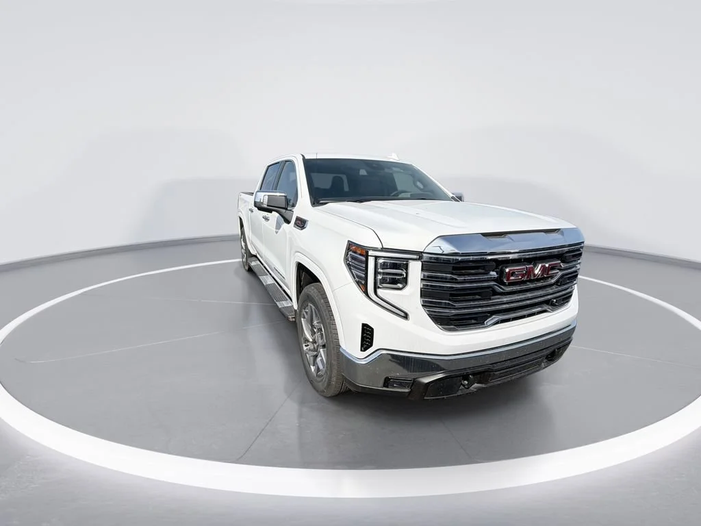 New 2026 Summit White GMC SLT image 2