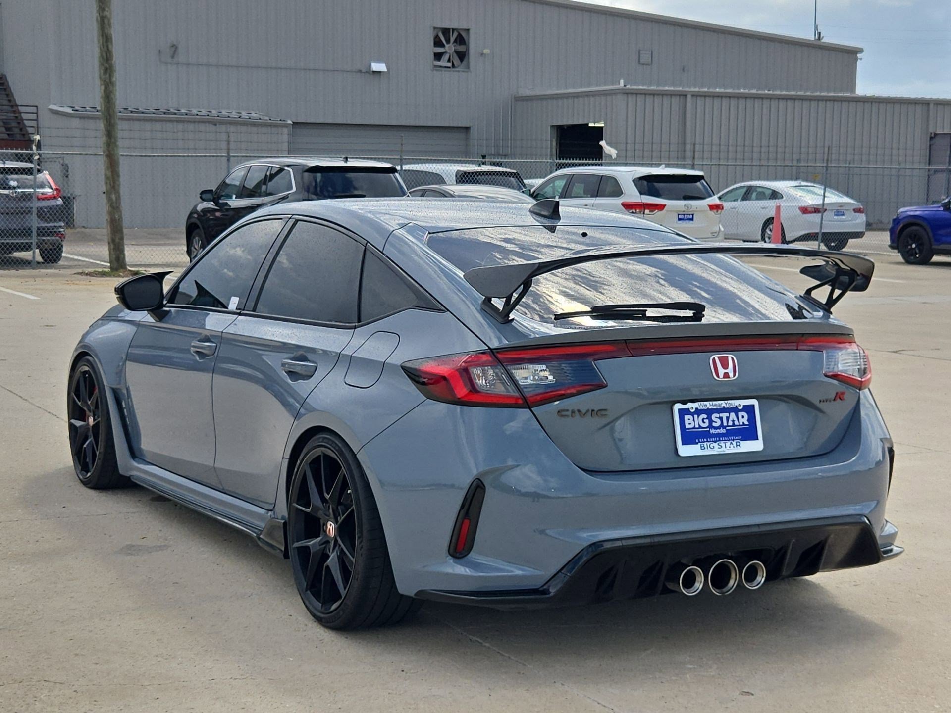 Certified Used 2024 Sonic Gray Pearl Honda TYPE R image 5