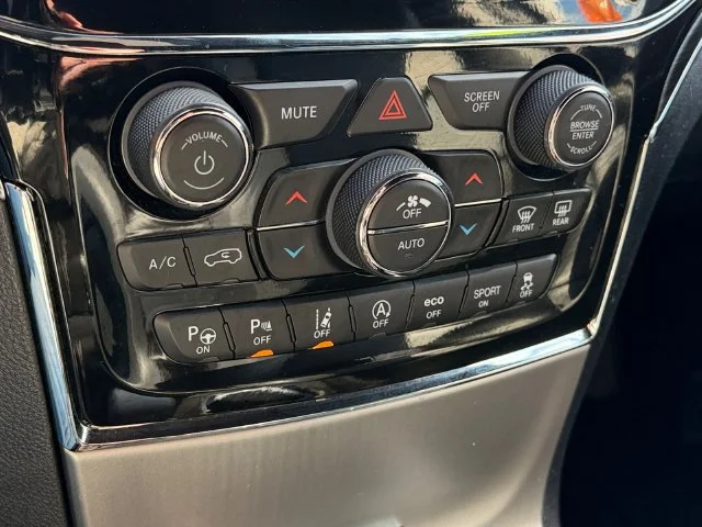 Certified Used 2021 Blue Jeep Limited image 24