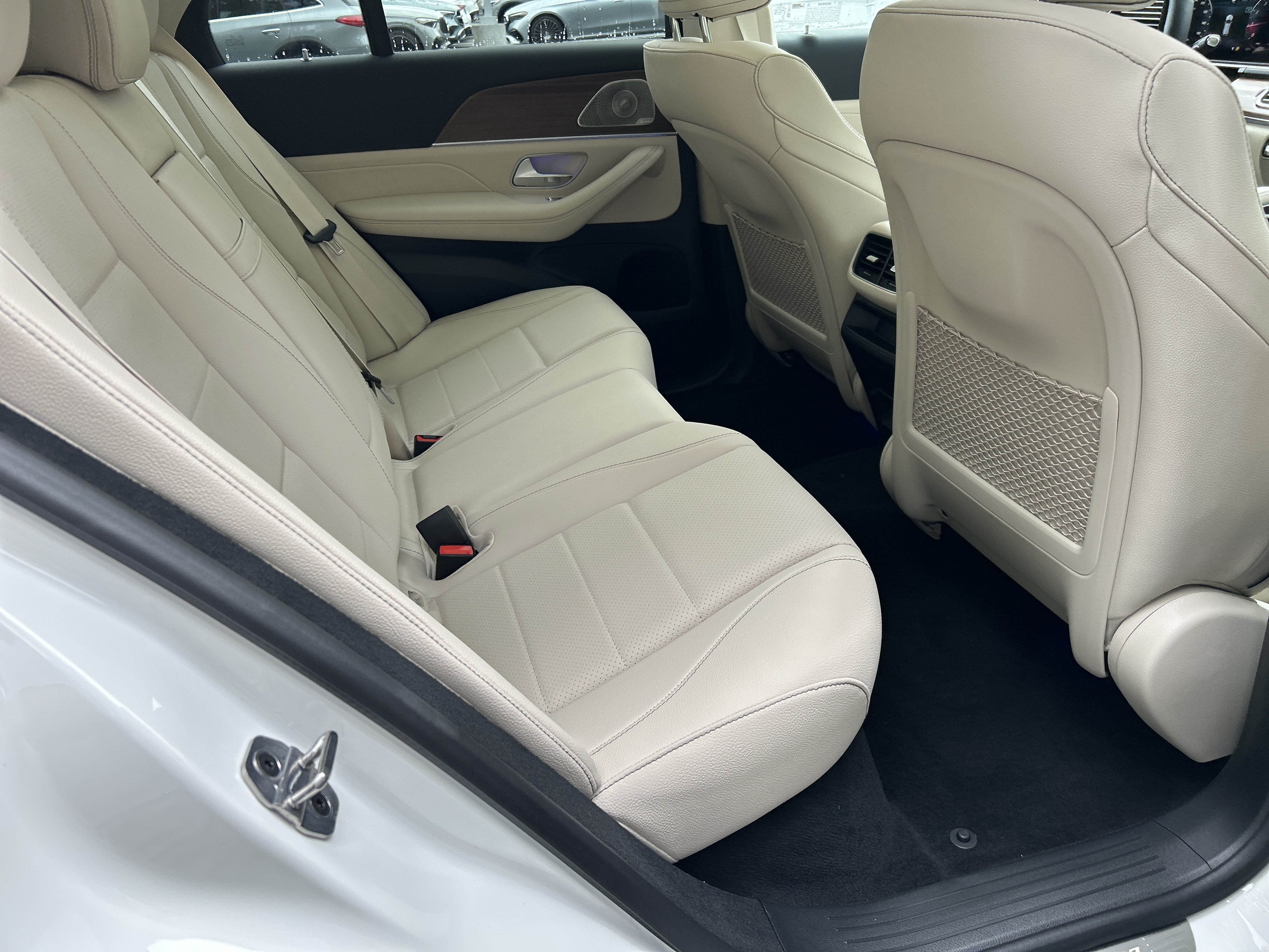 New 2026 Polar White Mercedes-Benz GLE 350 SUV image 39