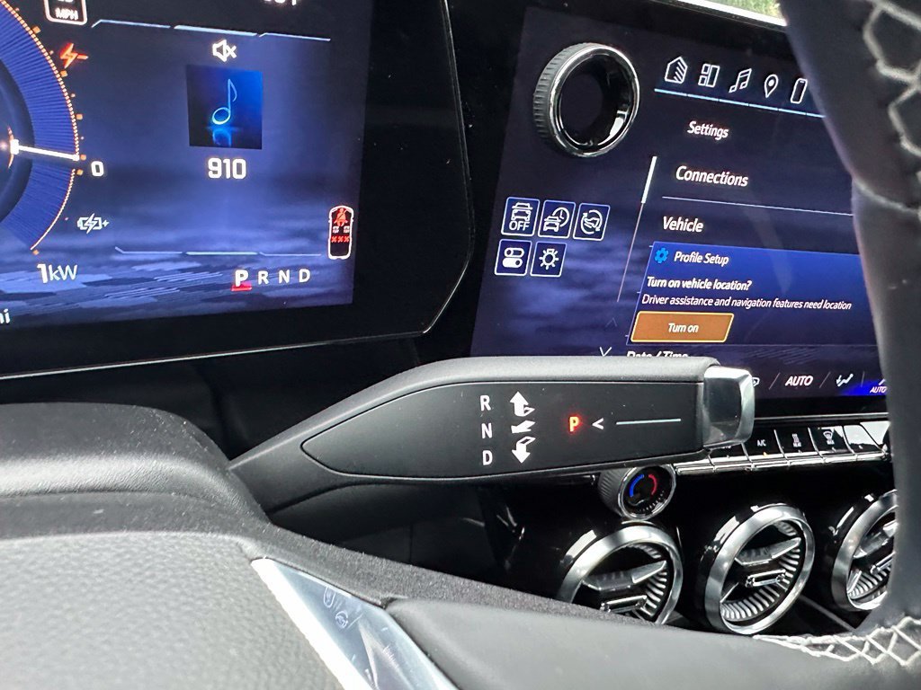 2024 Chevrolet Blazer EV LT - Photo 13
