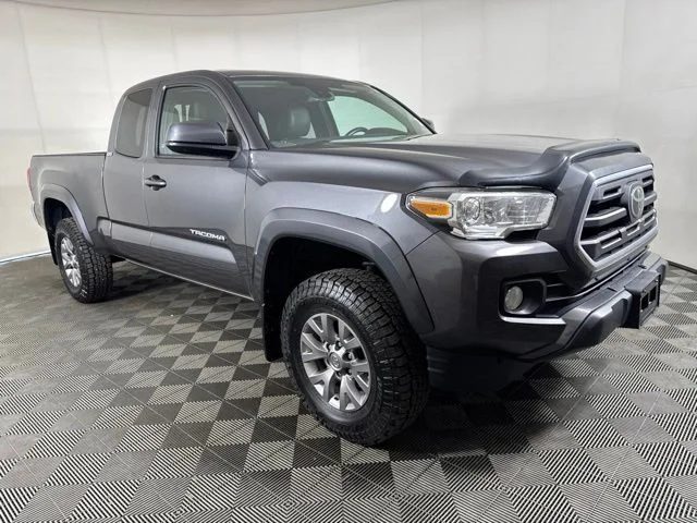 Used 2019 Gray Toyota SR5 image 1