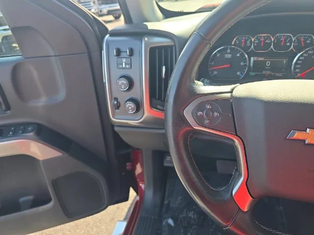 Used 2018 Red Chevrolet LT image 18