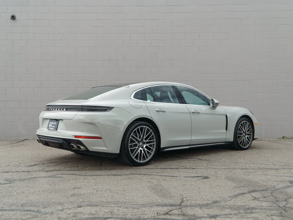 Used 2026  Porsche 4 image 7