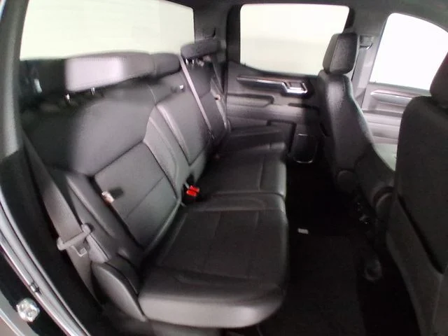 Used 2023 Black GMC SLT image 14