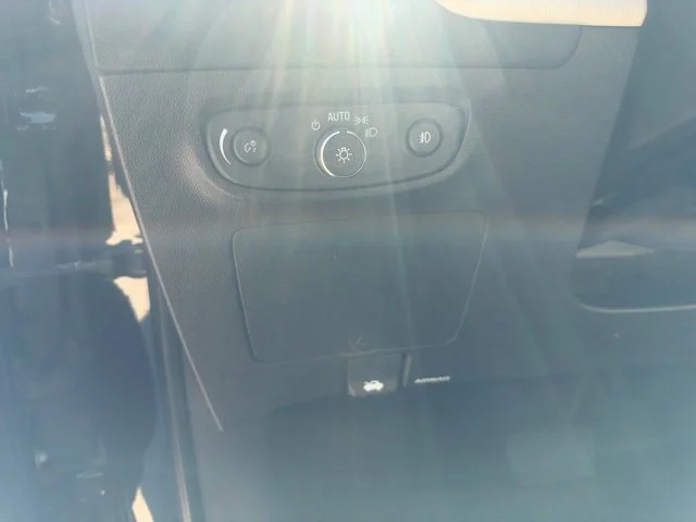 Used 2021 Black Buick Select image 19
